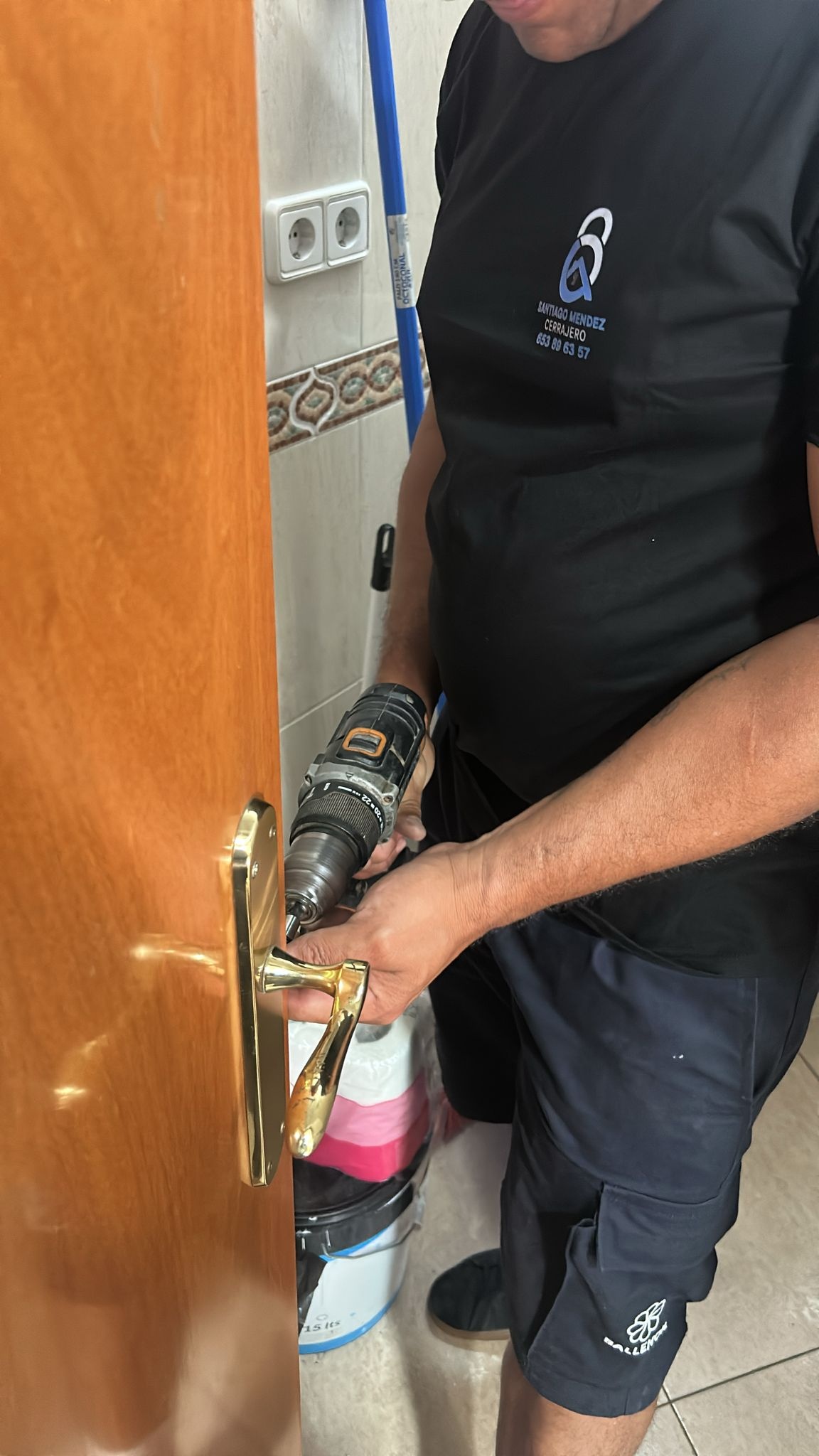 Cambio de cerradura realizado por cerrajero en Badalona